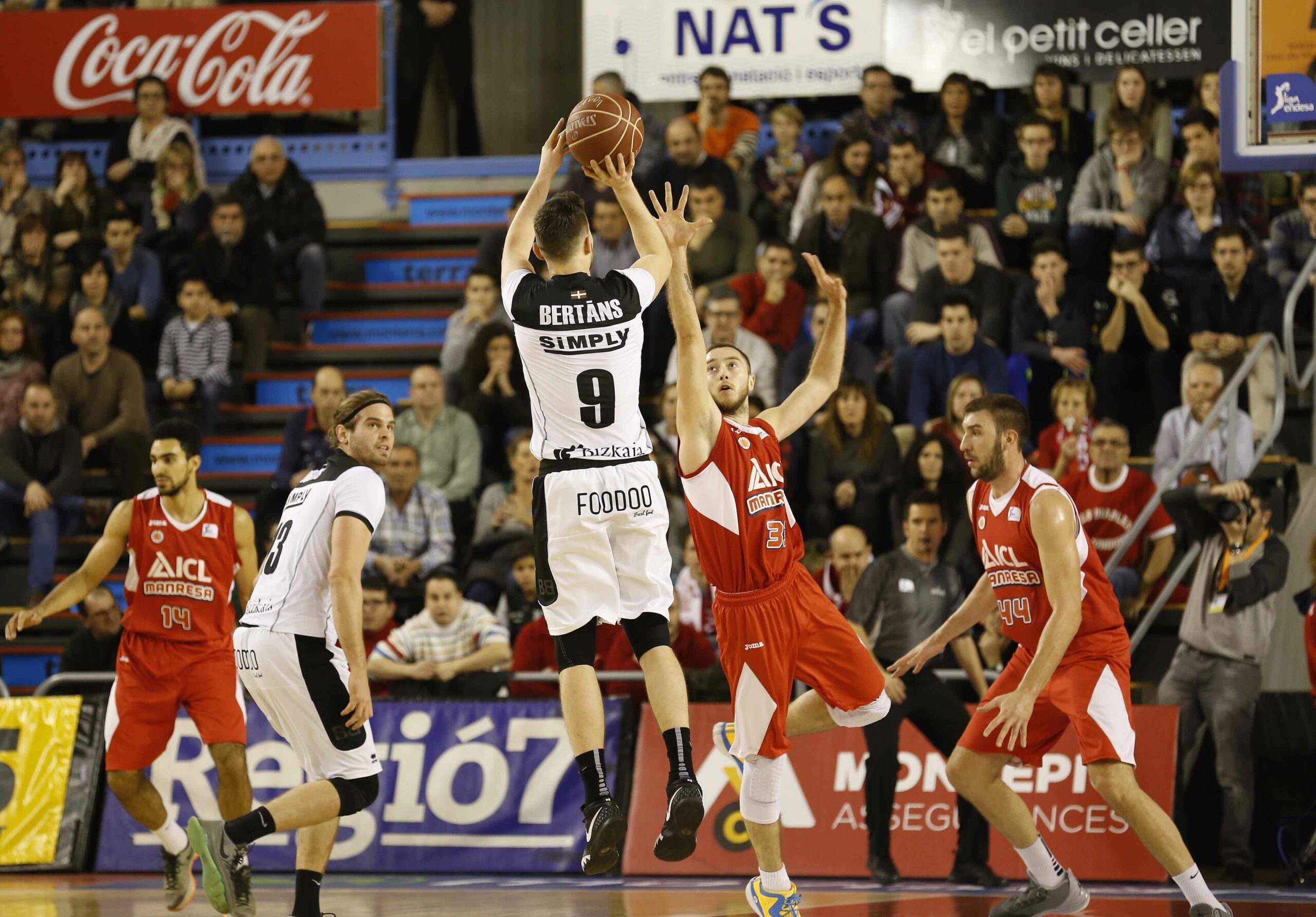 El ICL Manresa pierde en el cara o cruz final ante el Dominion Bilbao Basket (67-72)