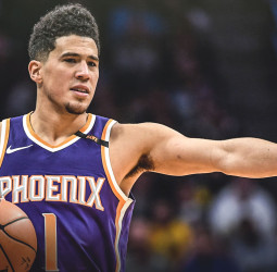 Devin Booker cubrirá la baja de Lillard en el All Star
