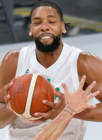 Nigeria sigue asustando, (71-94) ante Argentina