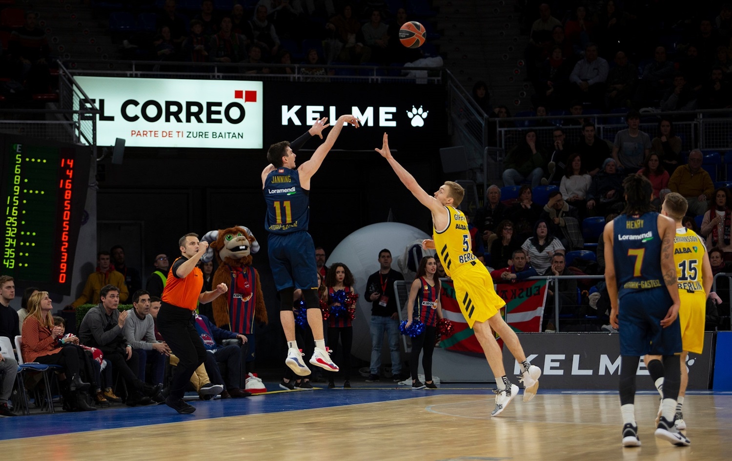 El Baskonia remonta y mantiene sus aspiraciones de playoffs (73-72)