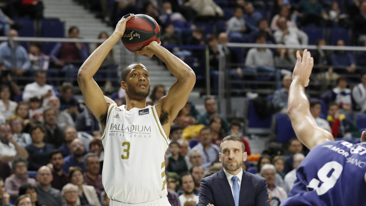 Randolph sufre una fractura en un dedo de la mano izquierda