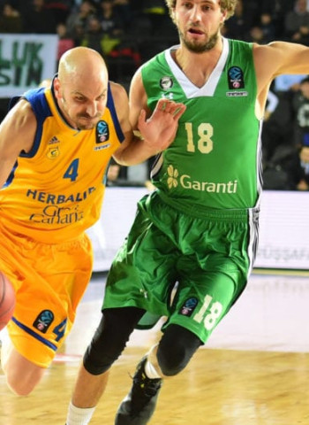 Derrota en la primera visita a Estambul del Top 16 (88-70)
