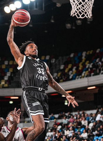 La Virtus Bolonia negocia el fichaje de Matt Morgan