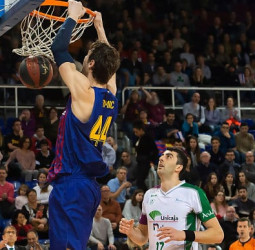El Barça Lassa se lleva el festival del triple (94-83)