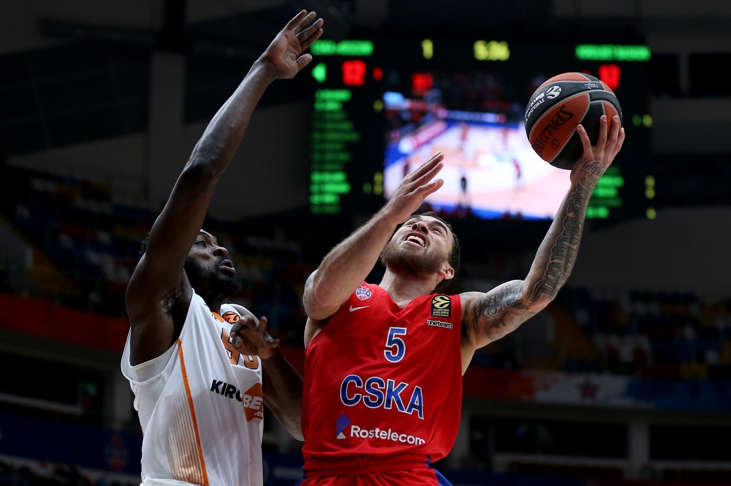 KIROLBET Baskonia planta cara al CSKA Moscú (94-90)