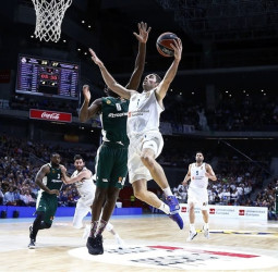 Fabien Causeur, MVP de la jornada 25 de la EuroLiga