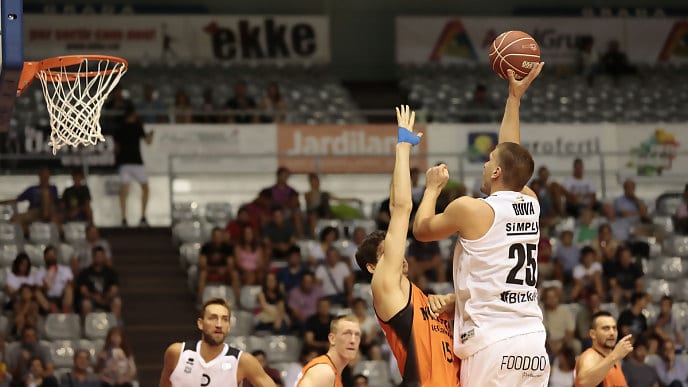 El juego interior del Dominion Bilbao resuelve en Lleida (91-70)