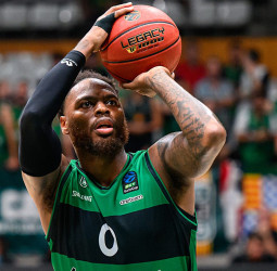 La Penya viaja a Eslovenia buscando el primer triunfo europeo
