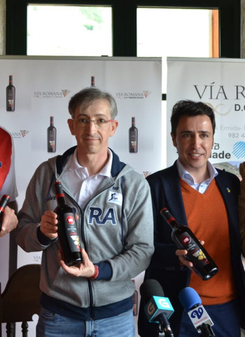 El Rio Natura Monbus Obradoiro presenta su Vino Oficial 2016 en las bodegas Vía Romana