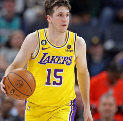 Los Angeles Lakers negocian la renovación de Austin Reaves