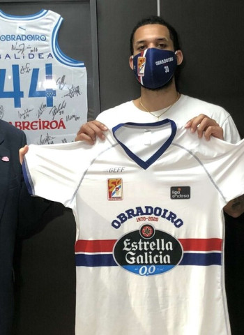 Kassius Robertson: “Tengo muchas ganas de seguir creciendo como jugador"