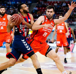 Valencia Basket repite visita a la cancha de Baskonia para el segundo partido de semifinales