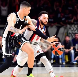 El Baskonia supera a la Virtus Bolonia y se clasifica 8º, 91-95