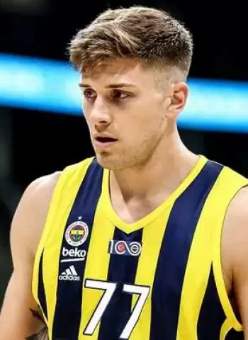 Nate Sestina apunta al Valencia Basket