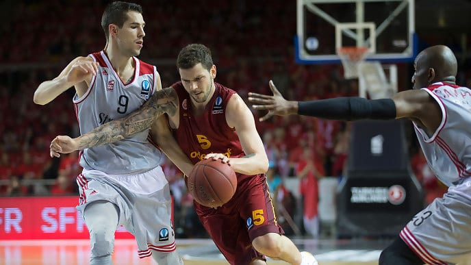 El Strasbourg consigue una renta de cuatro puntos (66-62)