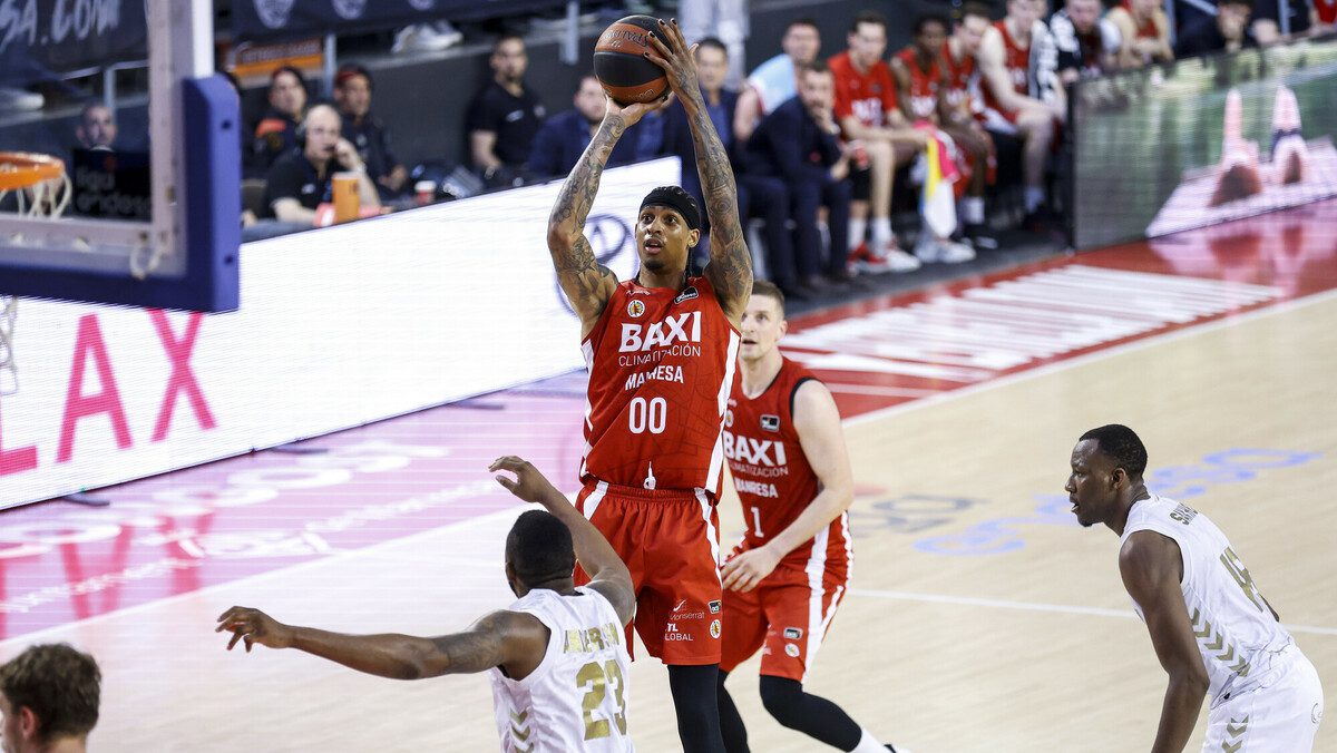 El BAXI Manresa gana al UCAM Murcia y se aleja del descenso (93-83)