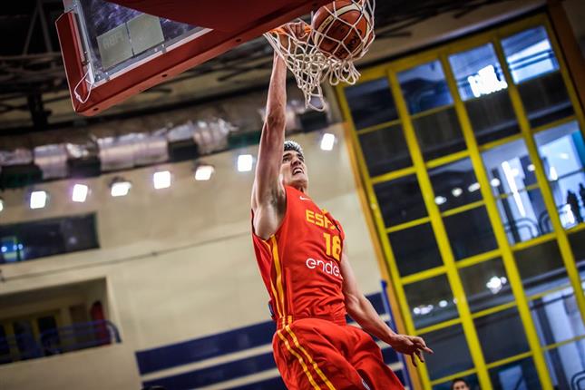 Debut con triunfo para España ante la combativa Japón (67-78)
