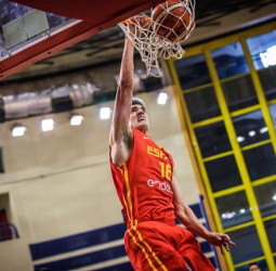 Debut con triunfo para España ante la combativa Japón (67-78)