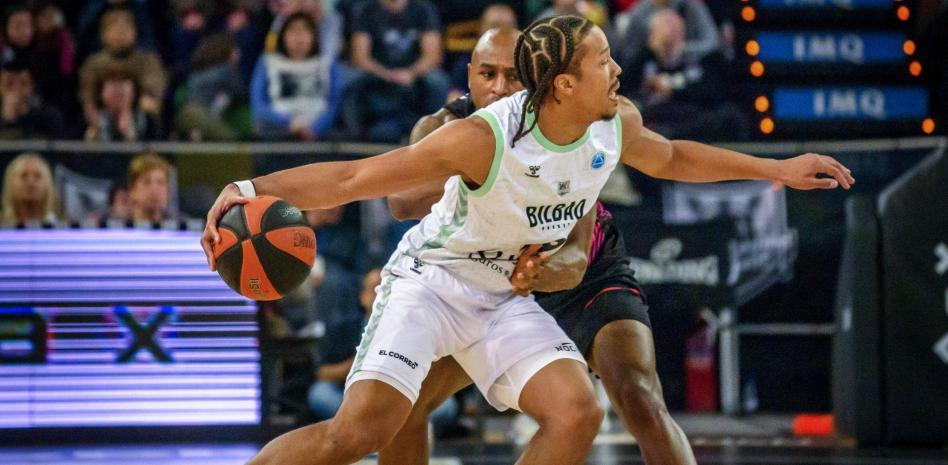 El Chemnitz arrasa al Surne Bilbao y lo aleja de la final, 73-98