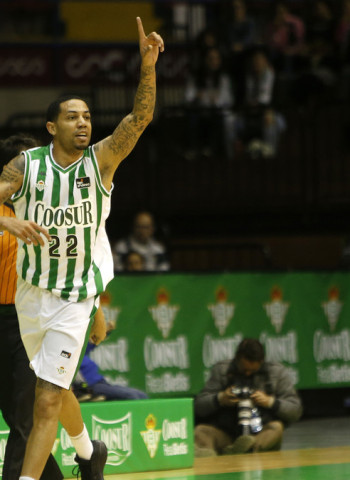 Clara victoria de Coosur Real Betis y brillante debut de Green (79-66)