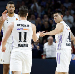 Victoria y récord del Real Madrid ante el Anadolu Efes (94-85)