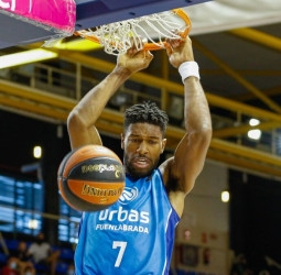 Meindl rescata a Urbas Fuenlabrada de la reacción del UCAM Murcia (96-94)
