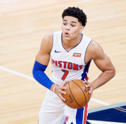 París Basketball se lanza a por Killian Hayes, que aún prioriza su futuro en la NBA