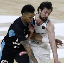 Un Real Madrid muy superior se lleva el derbi ante Estudiantes (75-92)