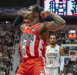 Girona continúa su racha y aplasta al Baskonia, 96-67