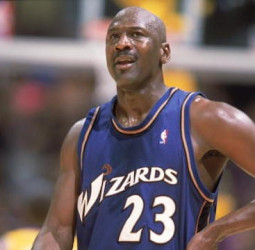 Michael Jordan confiesa que se equivocó al volver a la NBA tras su segunda retirada