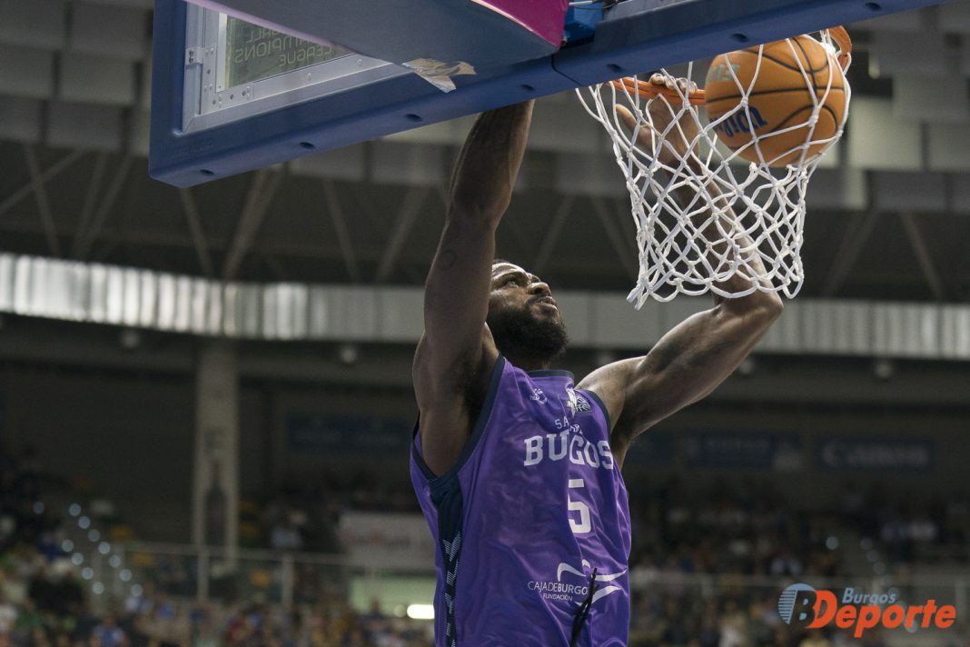 El San Pablo Burgos se clasifica a lo grande (87-71)