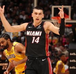 Palizón de Miami sobre los Lakers, 93-134