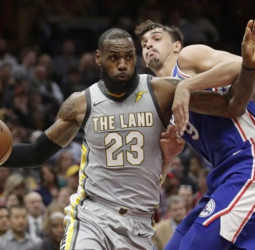 Lakers da la sorpresa y los Sixers le dan la noche a LeBron