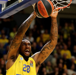 Tarik Black apunta a la renovación con el Maccabi Tel Aviv