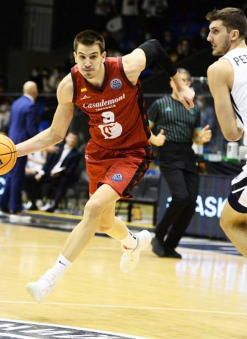 Casademont Zaragoza asegura clasificación y liderato ante Nizhny Novgorod (92-98)