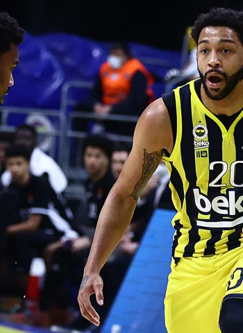 El Fenerbahçe se vale de un esfuerzo equilibrado para vencer al ASVEL (85-76)