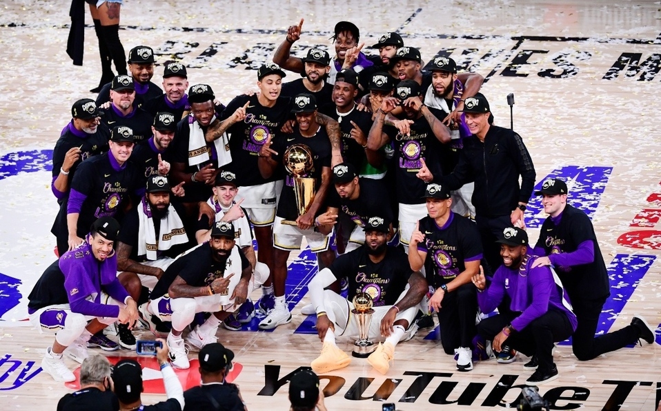 Los Angeles Lakers, campeones de la NBA 10 años después
