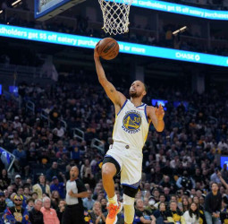[3-1] Los Warriors se ponen a un paso de las finales de conferencia (98-101)