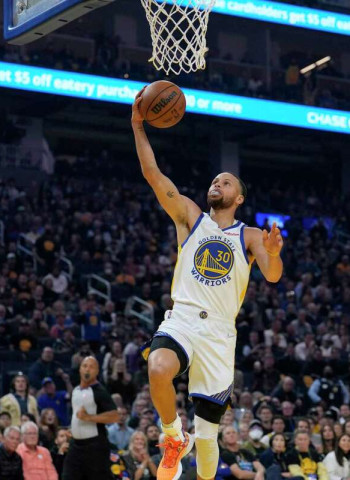 [3-1] Los Warriors se ponen a un paso de las finales de conferencia (98-101)