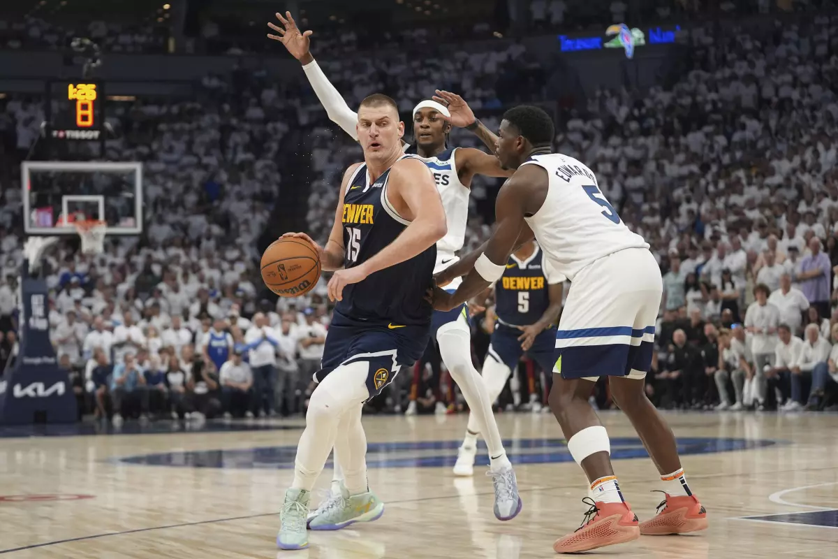 Los Nuggets reaccionan e igualan la eliminatoria, 107-115 [2-2]