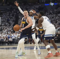 Los Nuggets reaccionan e igualan la eliminatoria, 107-115 [2-2]