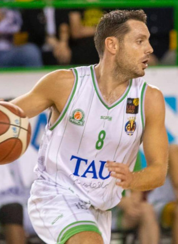 La terna de líderes pone en juego su condición de invictos