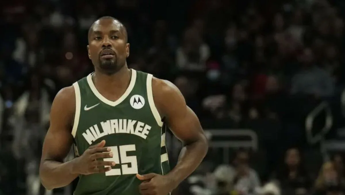 Serge Ibaka anhela una oportunidad para continuar en la NBA