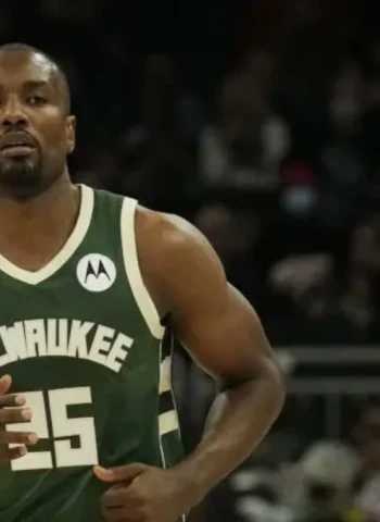 Serge Ibaka anhela una oportunidad para continuar en la NBA