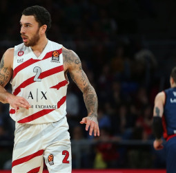 Doble triunfo para el Baskonia ante el Armani Milán (80-75)