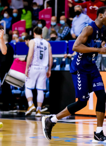 La sangre fría andorrana decide en el último cuarto (82-72)