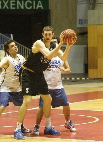 Mike Muscala anuncia su retirada