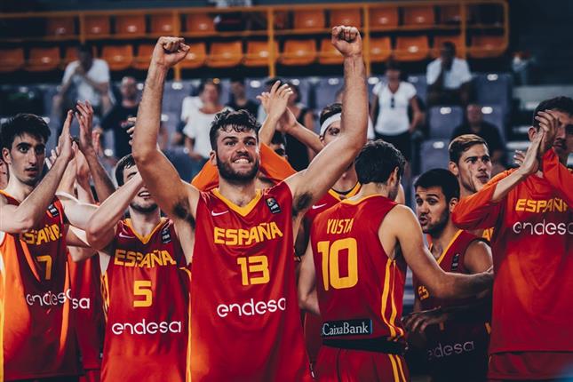 La U20 controla a Alemania (61-69) y ya está en semifinales