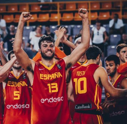 La U20 controla a Alemania (61-69) y ya está en semifinales