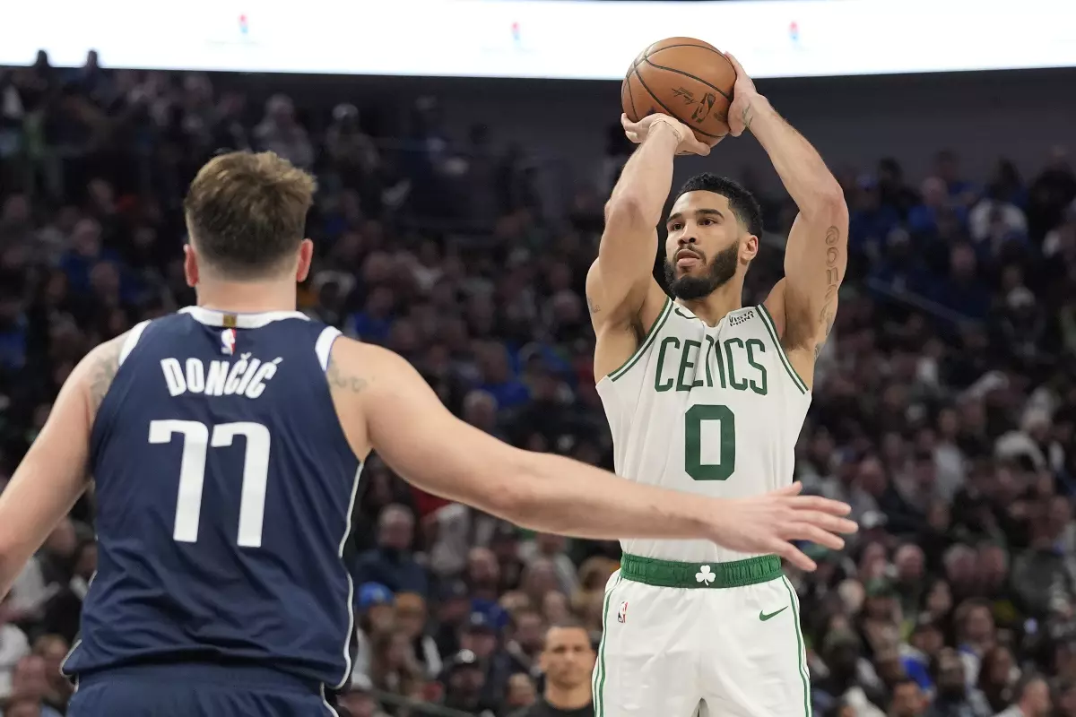 Tatum y Brown minimizan el buen partido de Doncic